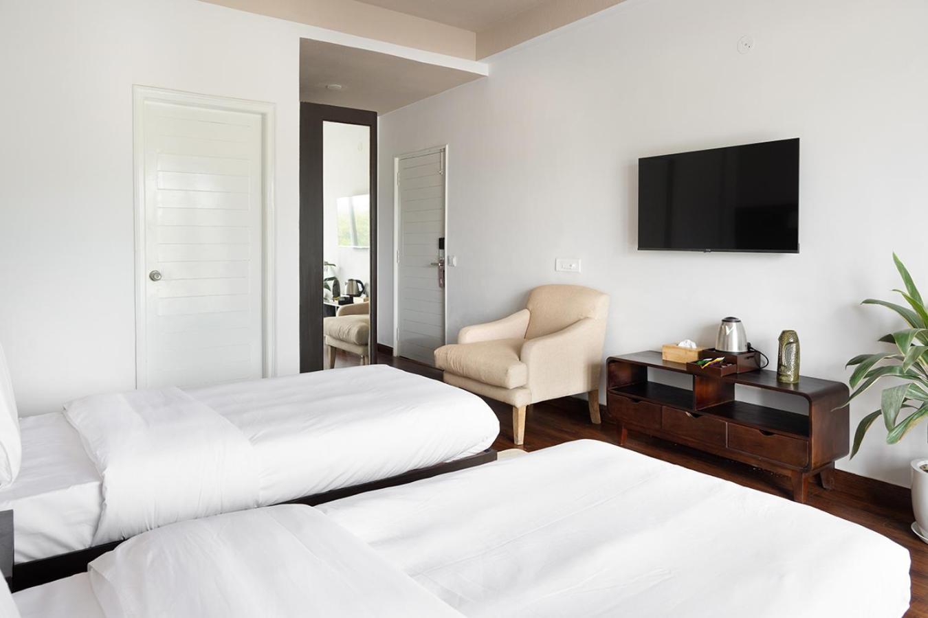 Firebrick Boutique Residences - Amethyst House Gurgaon Esterno foto