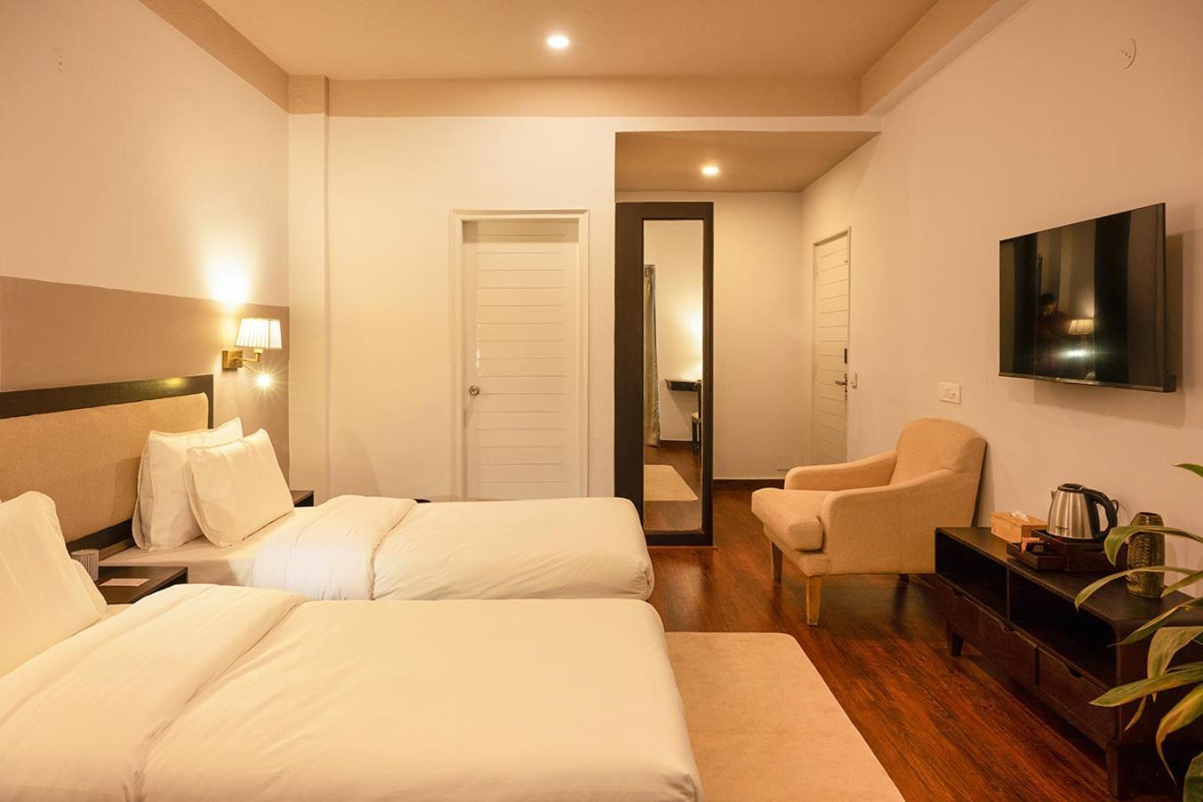 Firebrick Boutique Residences - Amethyst House Gurgaon Esterno foto